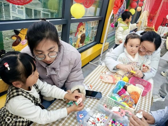 人抱着小孩

AI 生成的内容可能不正确。