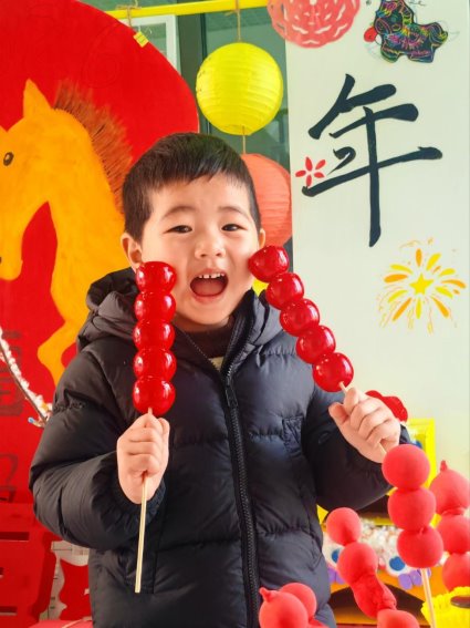 小孩手里拿着伞

AI 生成的内容可能不正确。